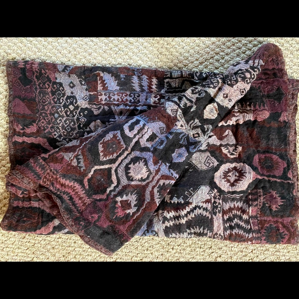 Aritzia infinity scarf